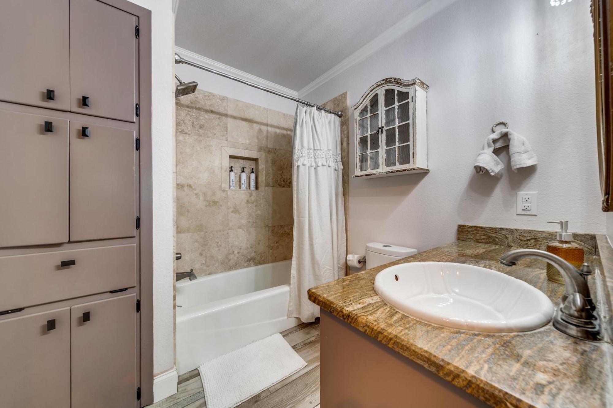 Charming Pet Friendly 4 Bdrm Home Mins To Main St And Wineries Fredericksburg Exterior foto